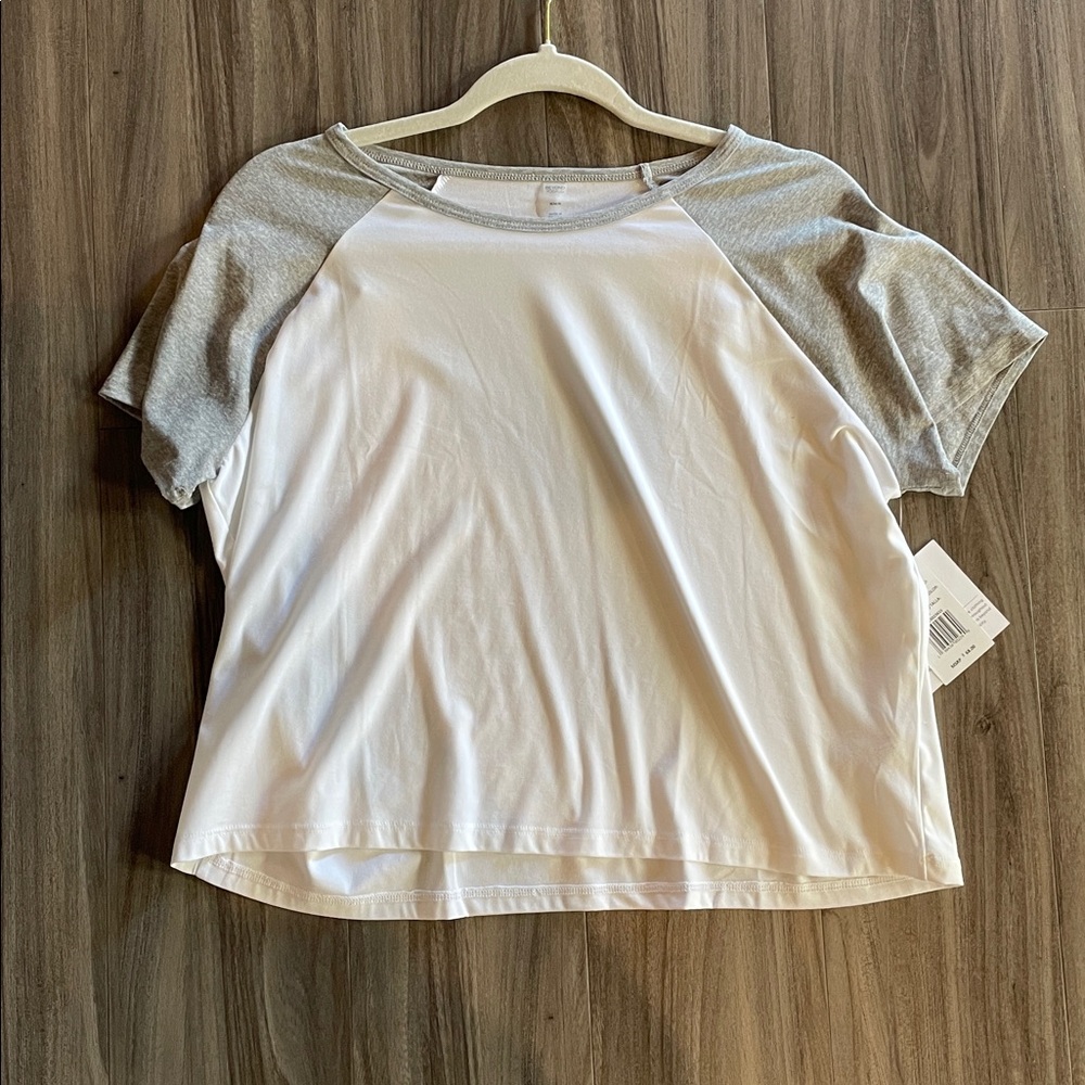 Beyond Yoga Featherweight Colorblock Tee